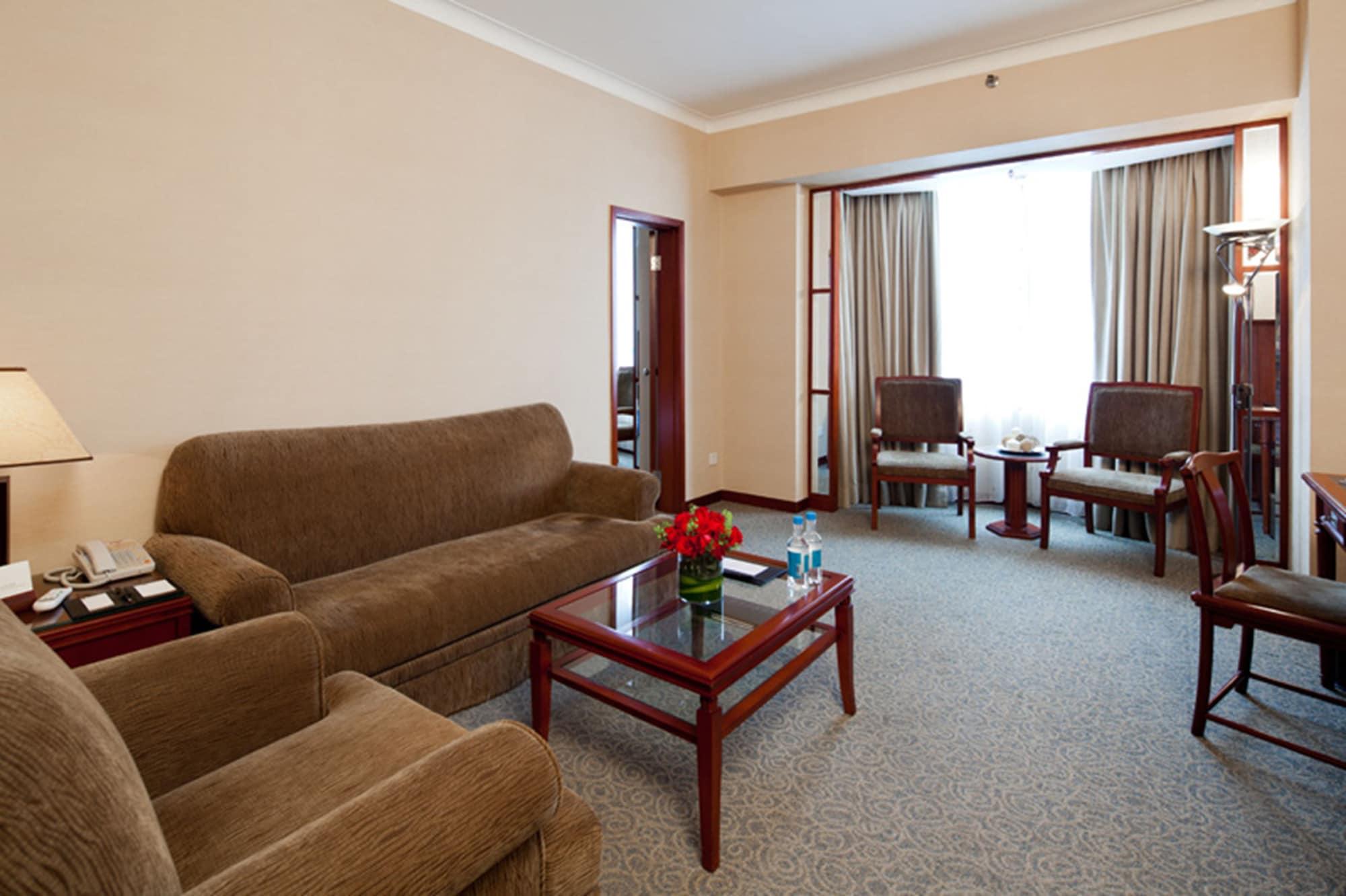 Rosedale Hotel & Suites Guangzhou - Free Shuttle Bus To Canton Fair Exterior foto